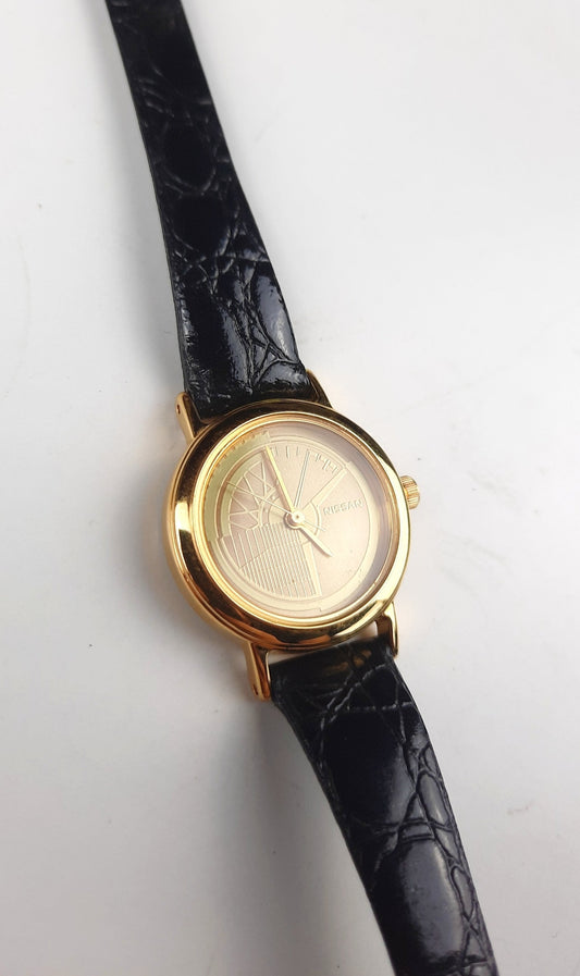 Rare golden NISSAN wristwatch for women - Mad Hero
