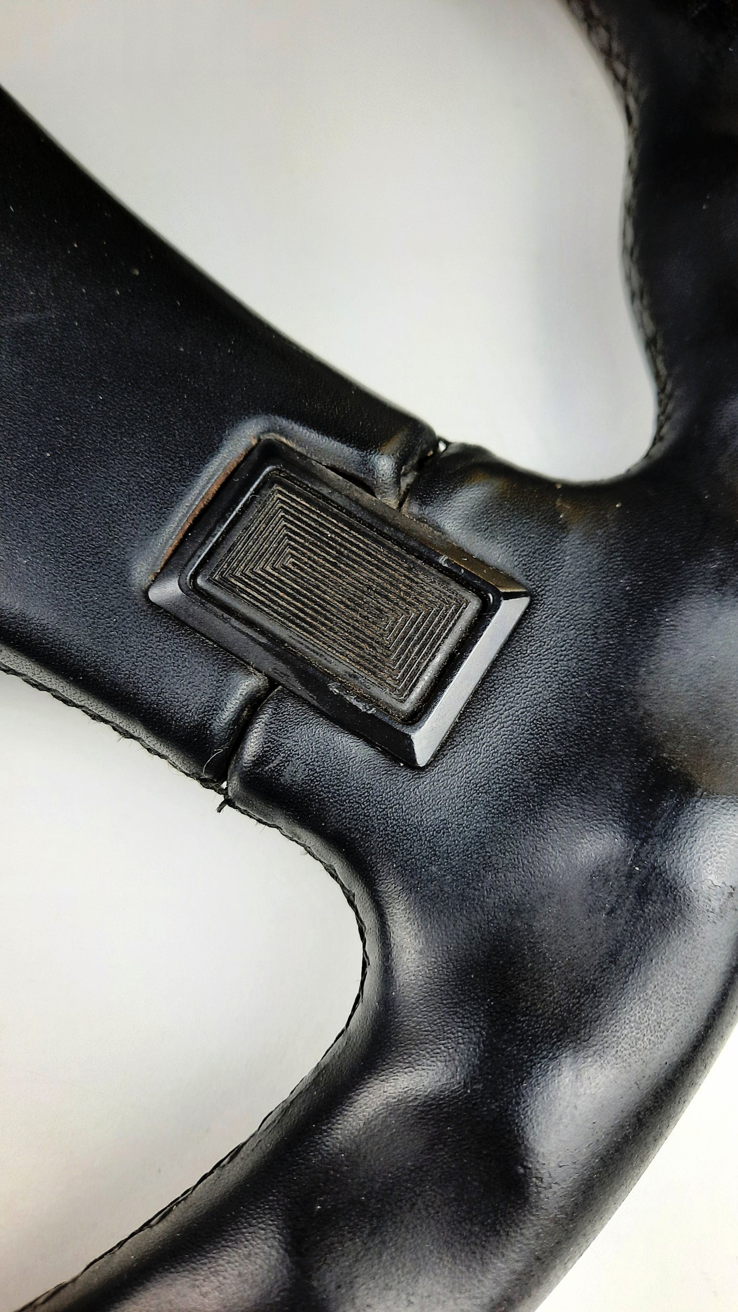 Super rare LONGCHAMP steering wheel