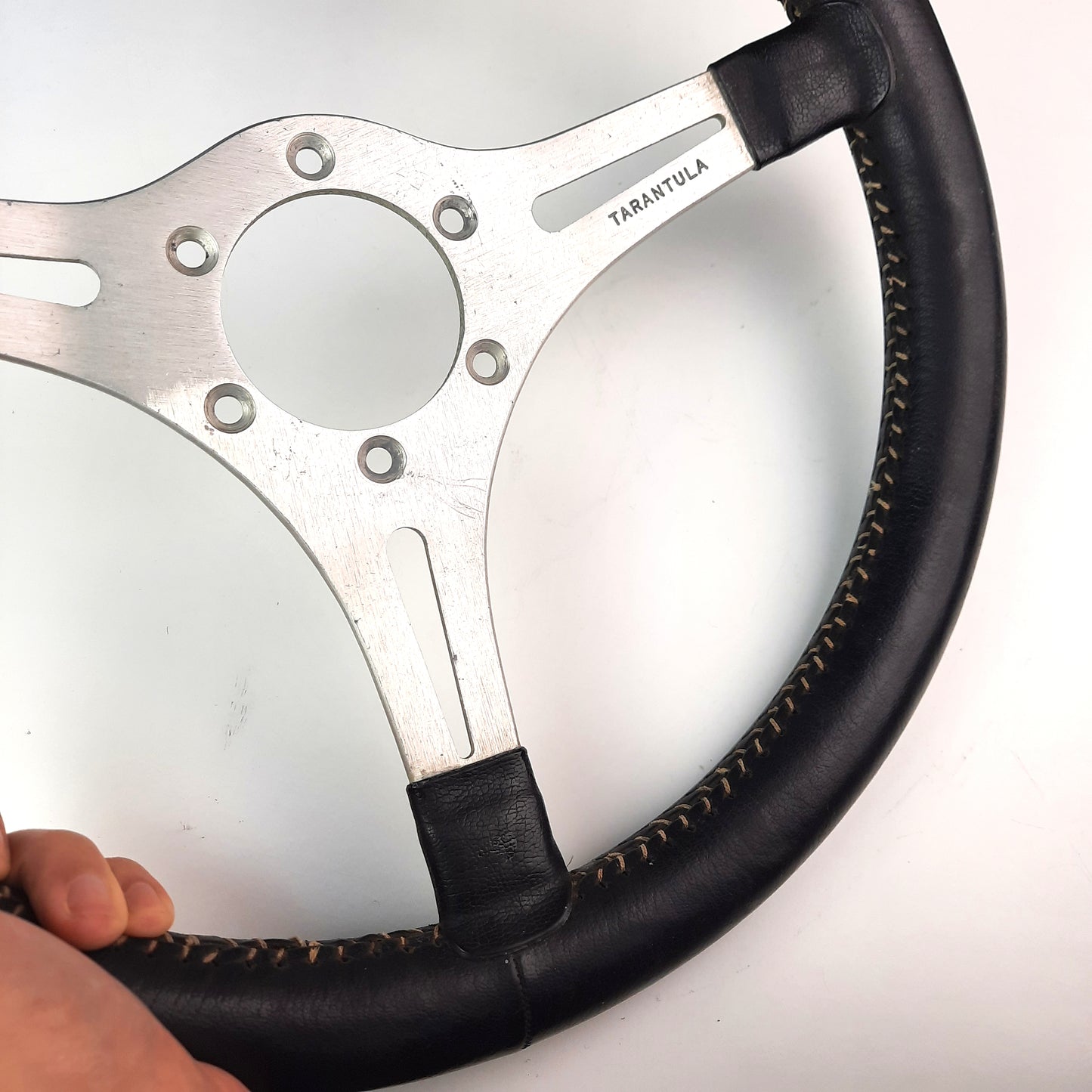 TARANTULA steering wheel - JDM Import - Mad Hero