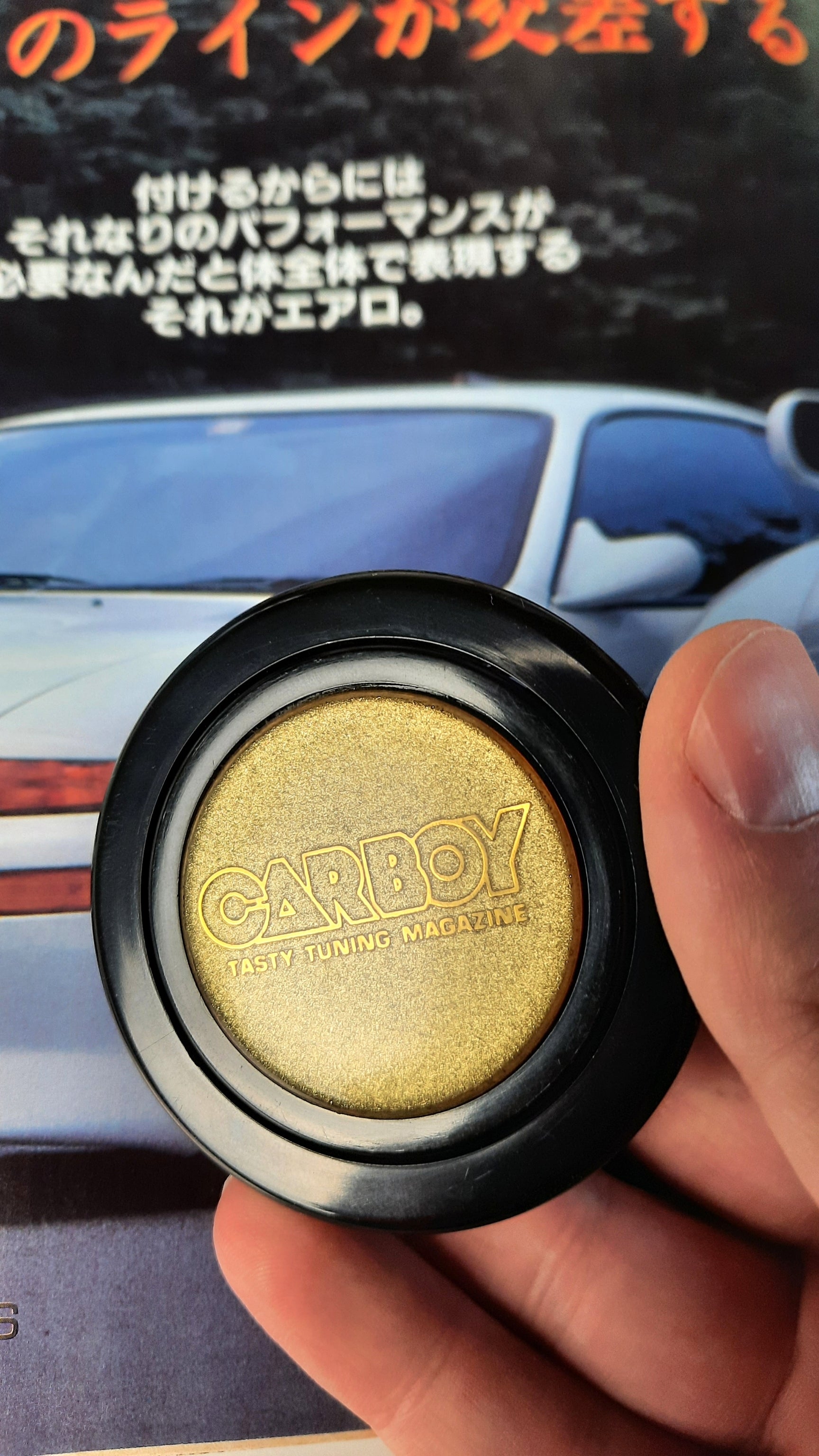 Carboy horn button - detail photo - JDM Import