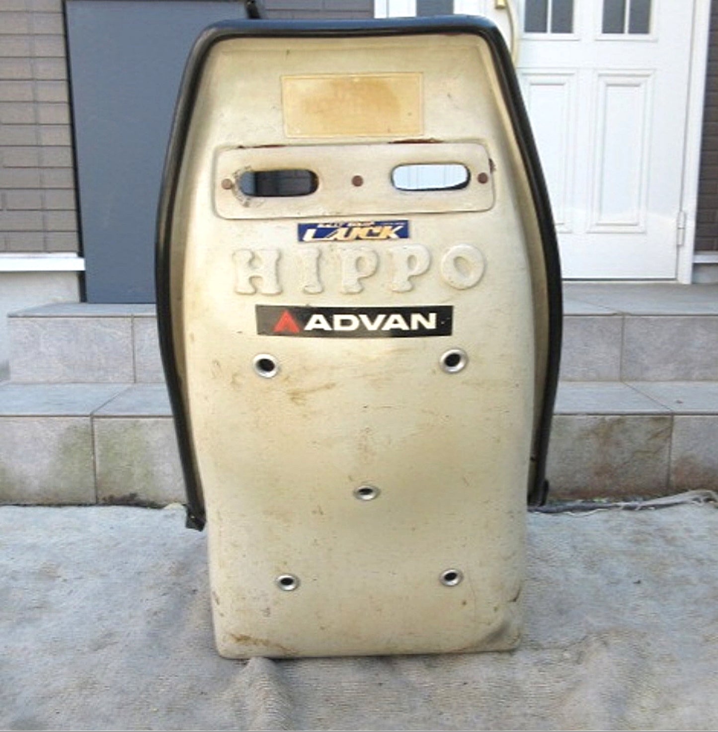 HIPPO JDM bucket seat - rear view