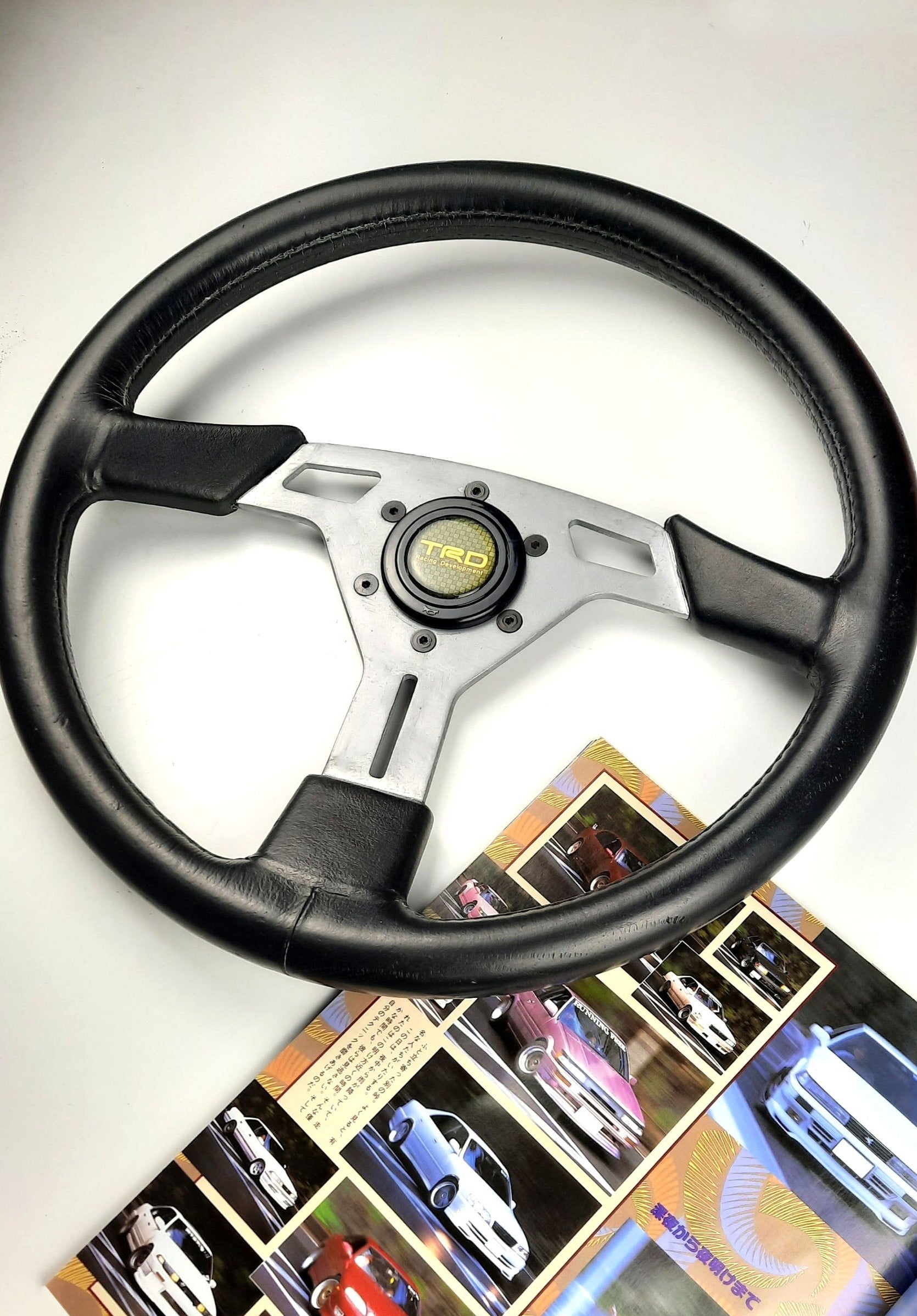 Rare TOM'S Toyota "Robot" steering wheel - Mad Hero