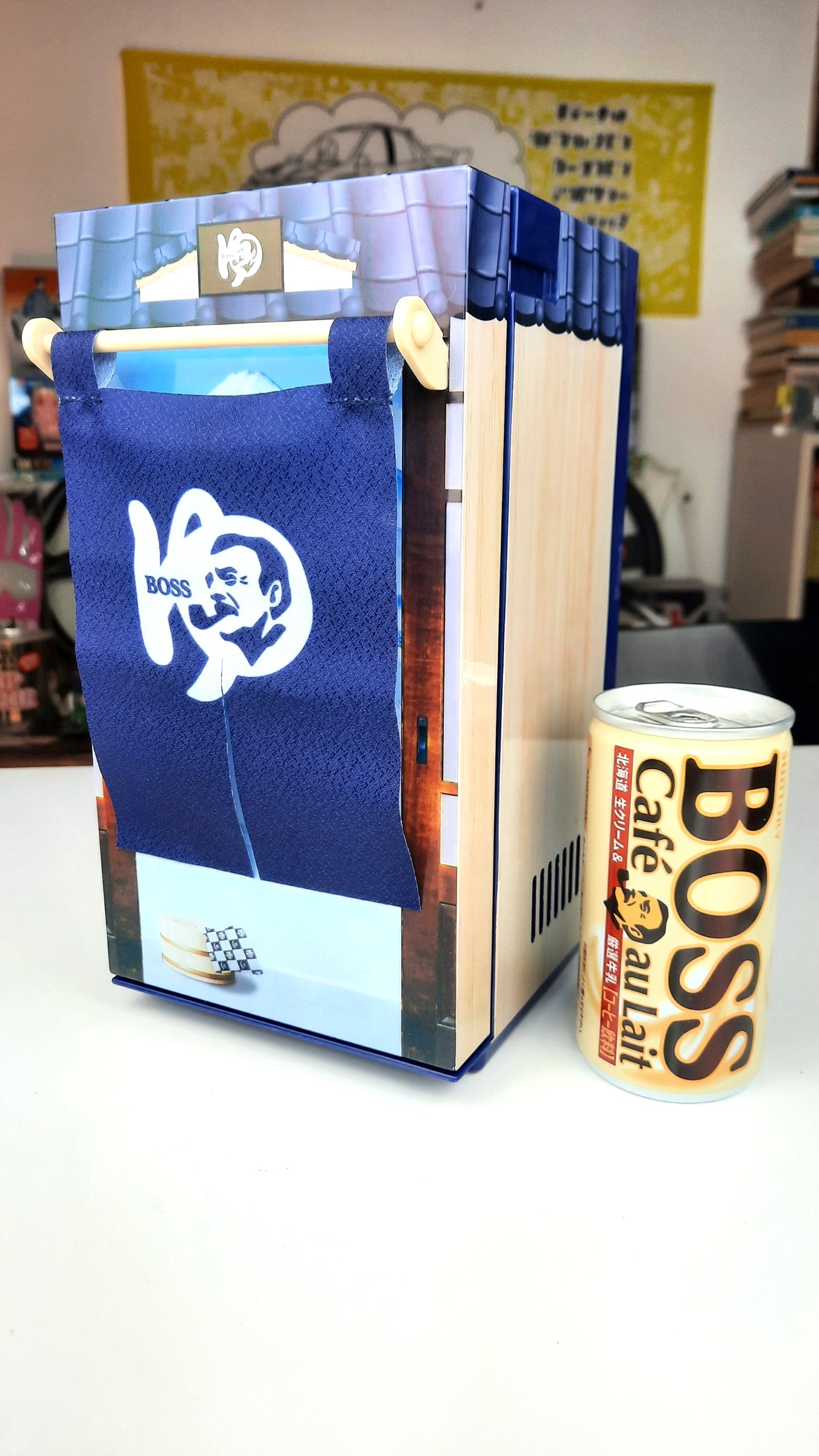 Original Coffee Boss mini fridge Onsen edition (It really works!) - Mad Hero