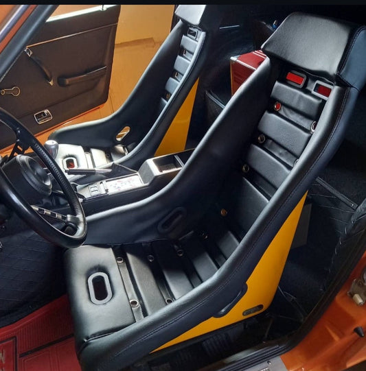 Autolook style seats by Colin Project - JDM Import - photo of the seats mounted on a Datsun 240Z