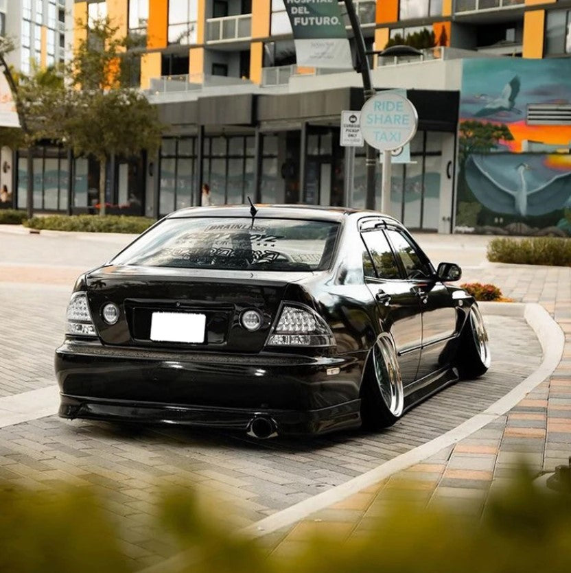 CLEAR TAIL LIGHTS FOR LEXUS IS300 / IS200 / ALTEZZA - JDM IMPORT