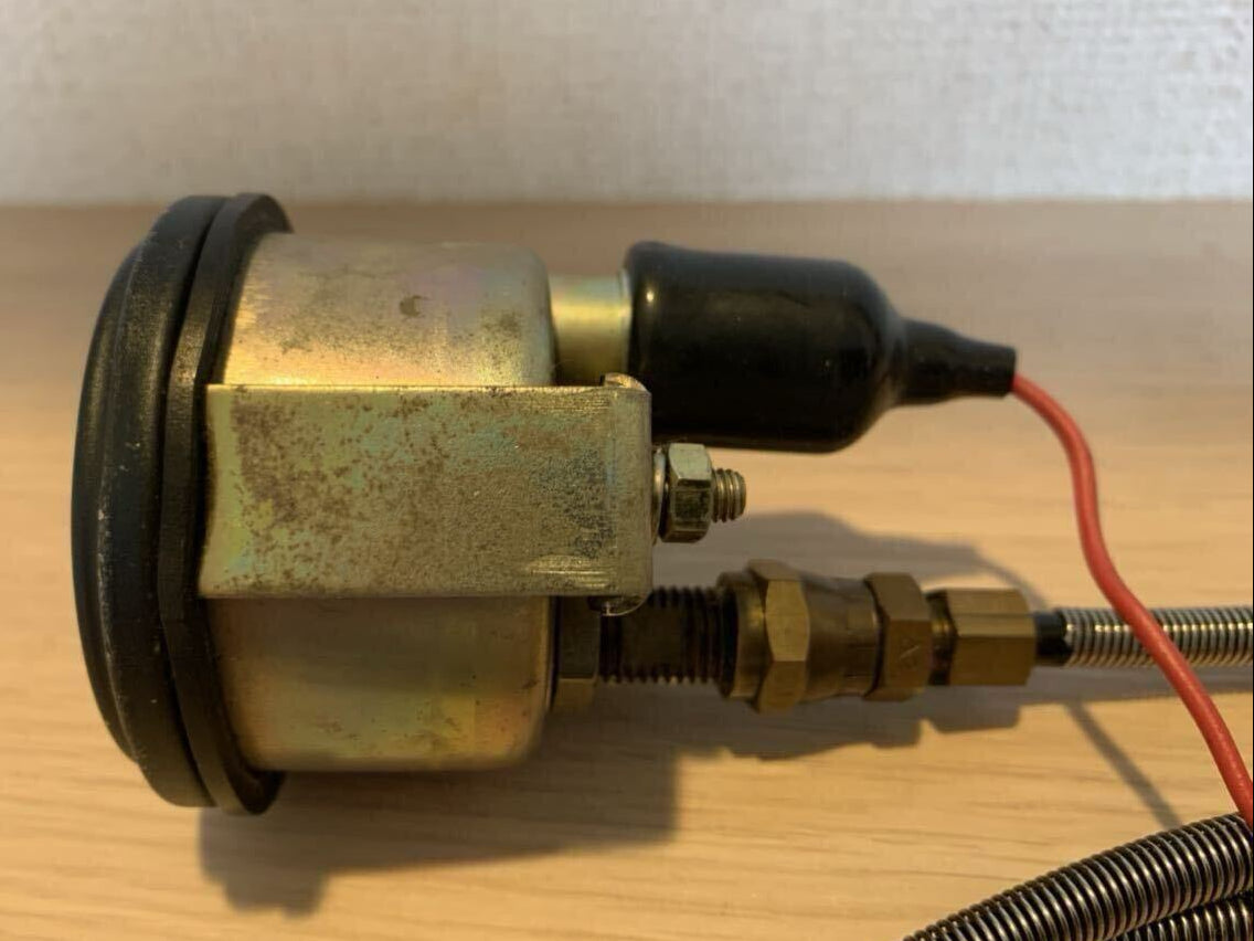 NISMO old logo Oil Pressure Meter - left side view