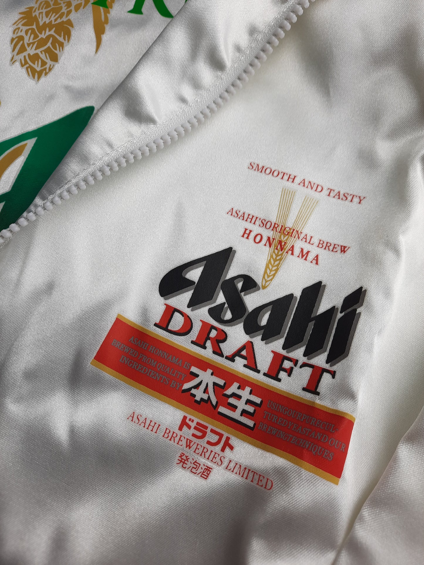 ORIGINAL ASAHI BEER JACKET LIMITED EDITION - Front view details - JDM IMPORT
